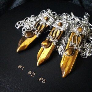 Large, Chic + Noticeable! Embellished Tiger's Eye Tigereye Pendant w. 20" Chain